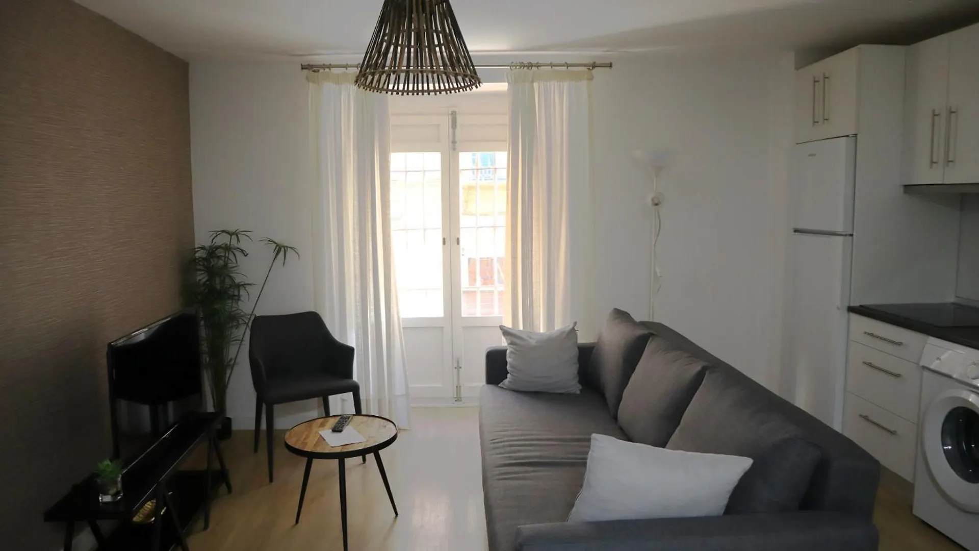 Merced10 1A Málaga Apartamento
